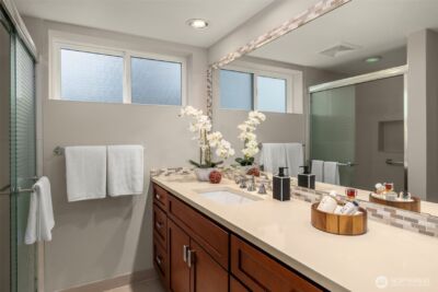 145 105th Avenue SE #25, Bellevue, WA 98004 - Photo 16