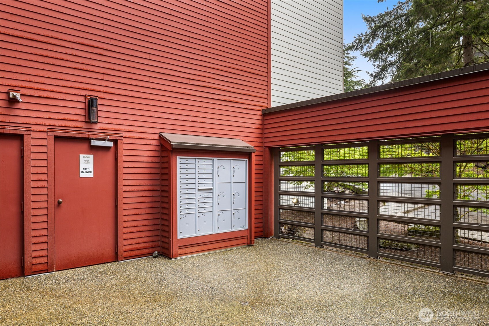 145 105th Avenue SE #25, Bellevue, WA 98004