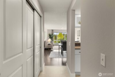 145 105th Avenue SE #25, Bellevue, WA 98004 - Photo 3