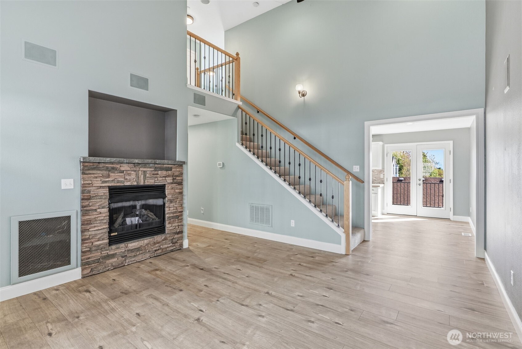 722 NW Meadow Ridge Lane , Camas, WA 98607
