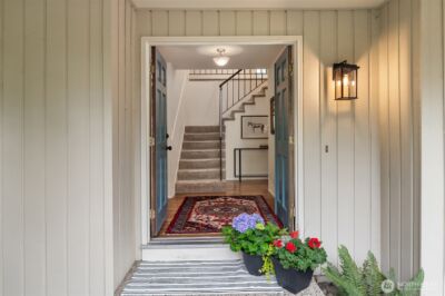 11321 83rd Place NE, Kirkland, WA 98034 - Photo 2