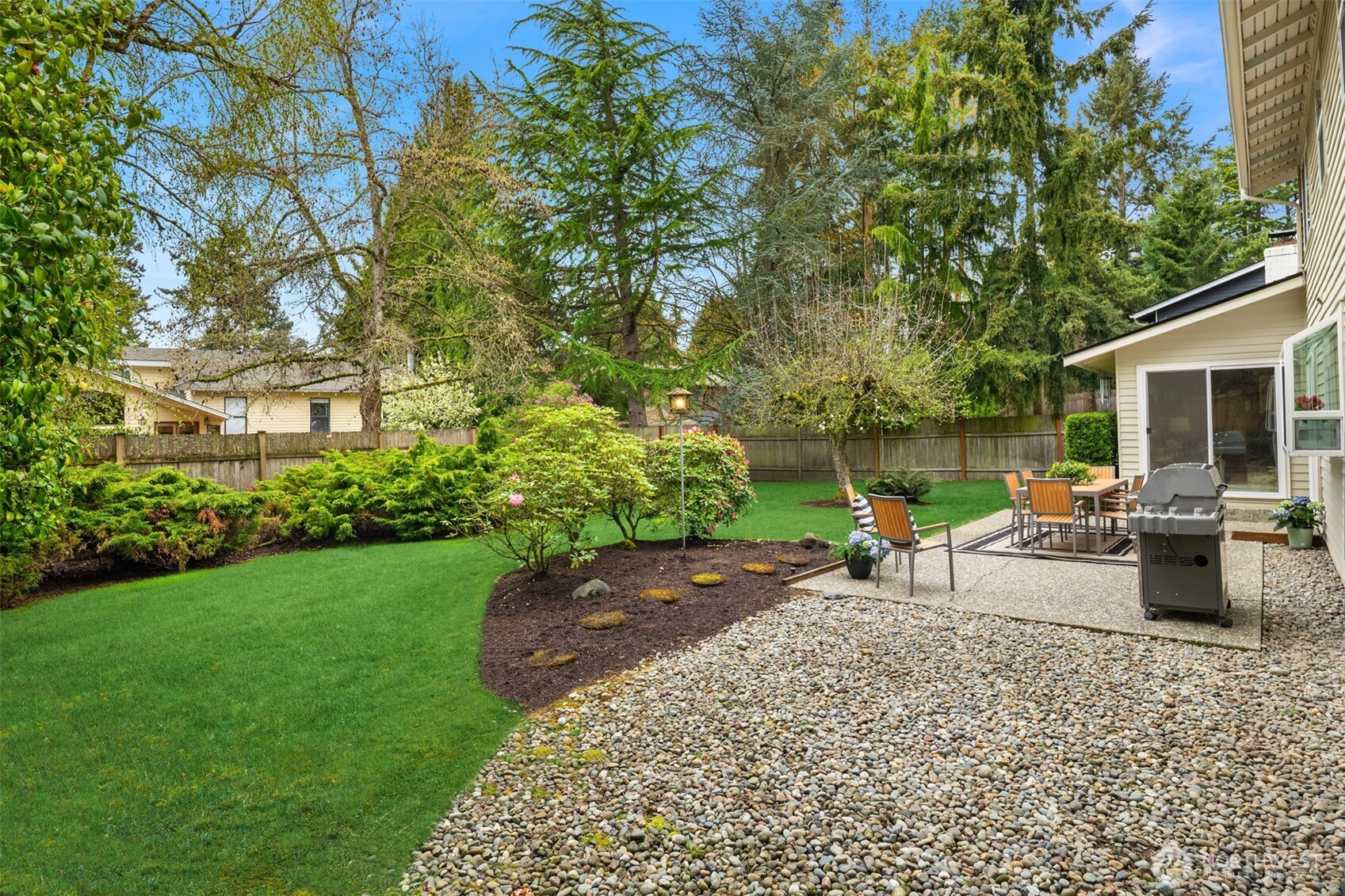 11321 83rd Place NE, Kirkland, WA 98034