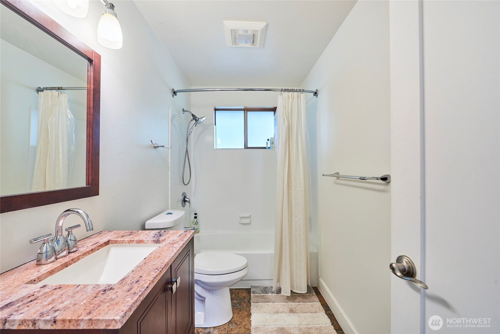 15028 245th Avenue SE, Issaquah, WA 98027