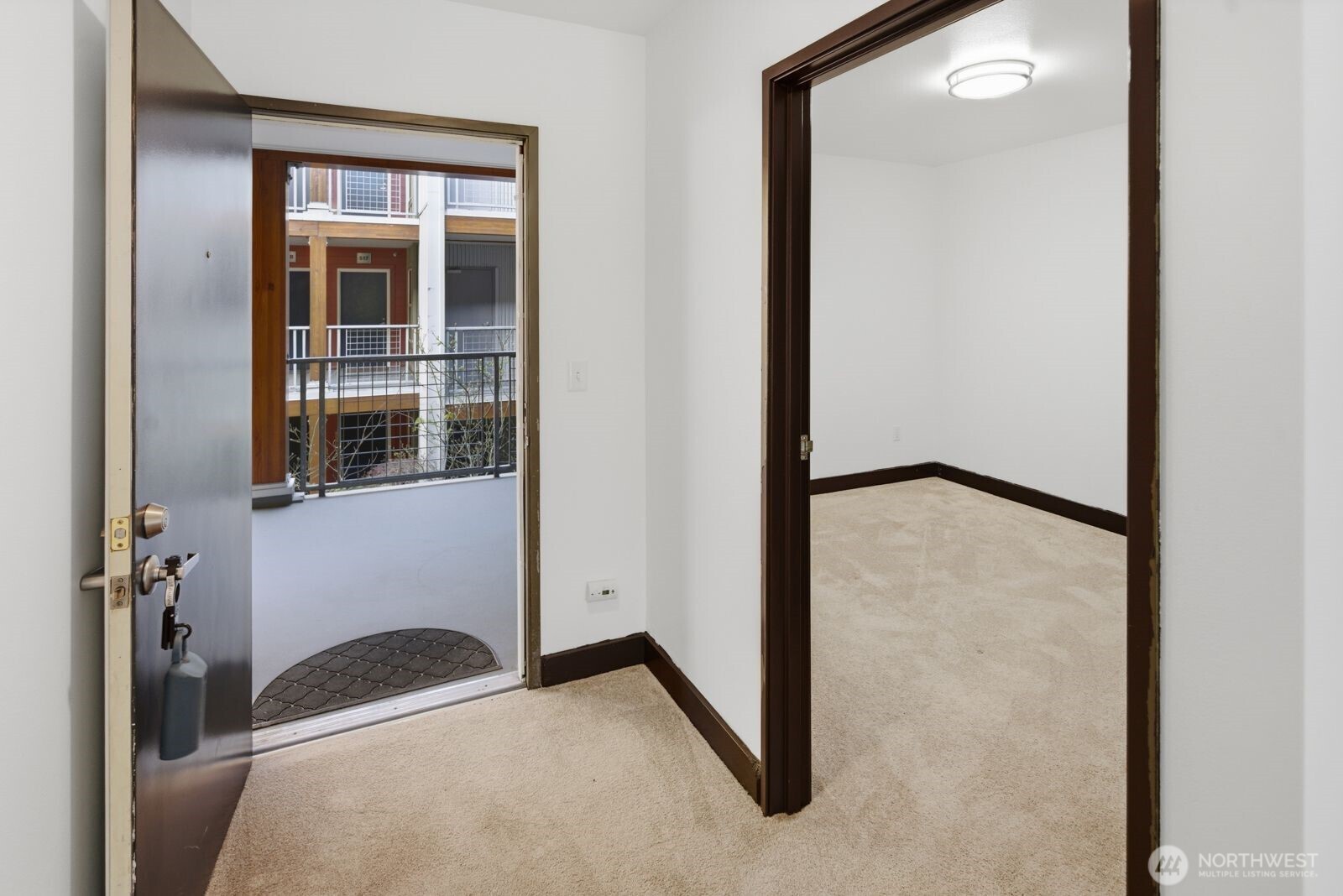 2440 Western Ave #509, Seattle, WA 98121