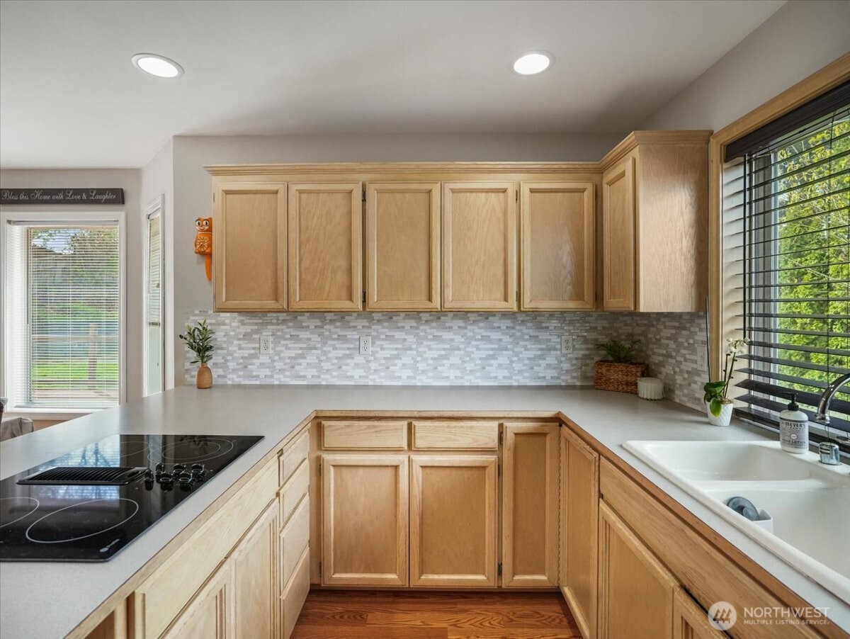 2518 18th Street SE, Puyallup, WA 98374