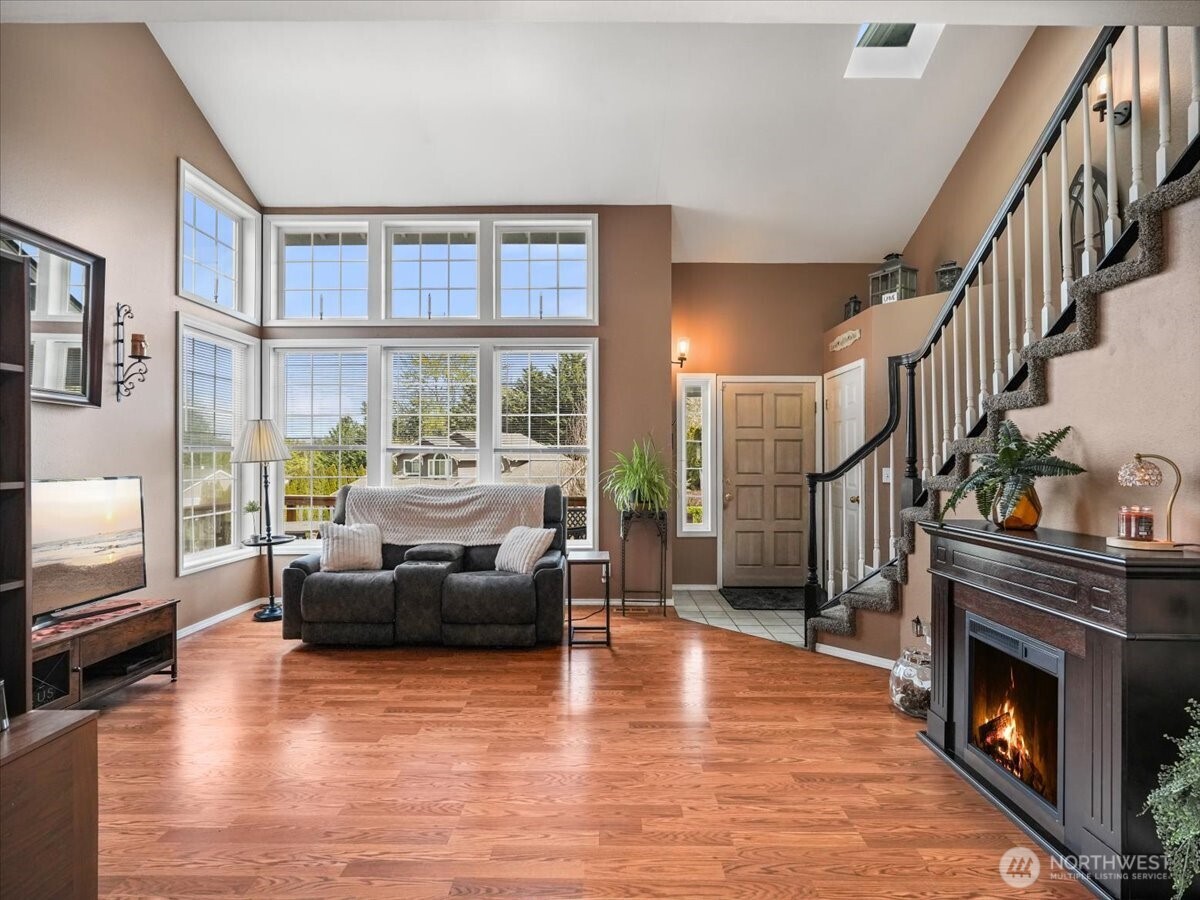 2518 18th Street SE, Puyallup, WA 98374