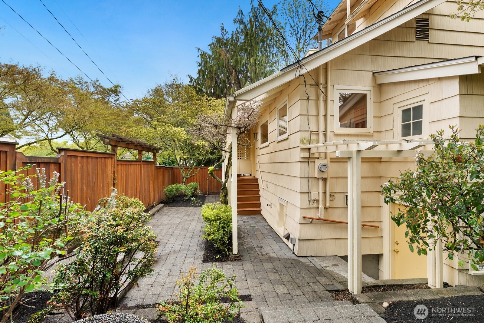 2920 NE 60th Street , Seattle, WA 98115