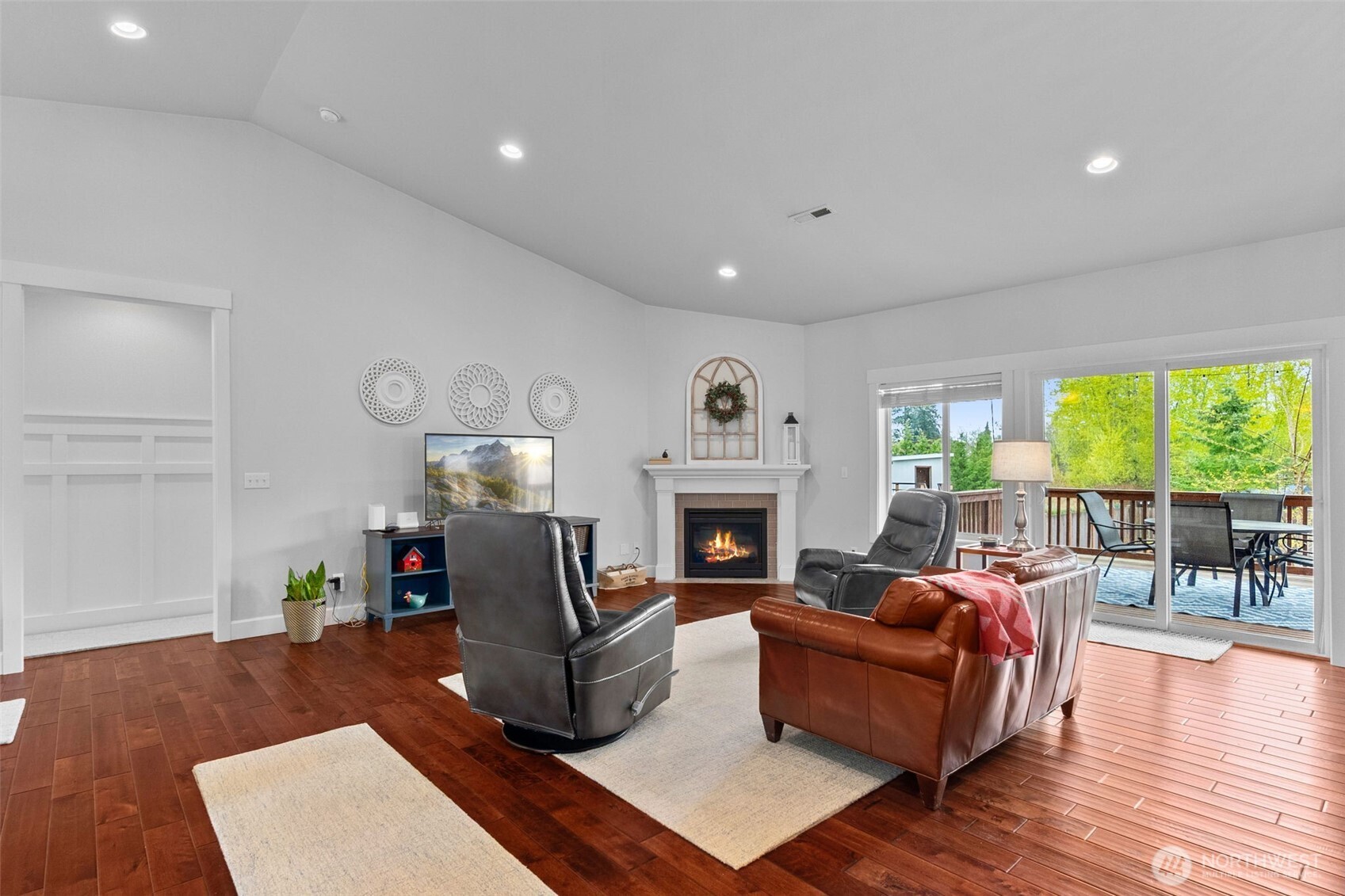 10411 32nd Street E, Edgewood, WA 98372