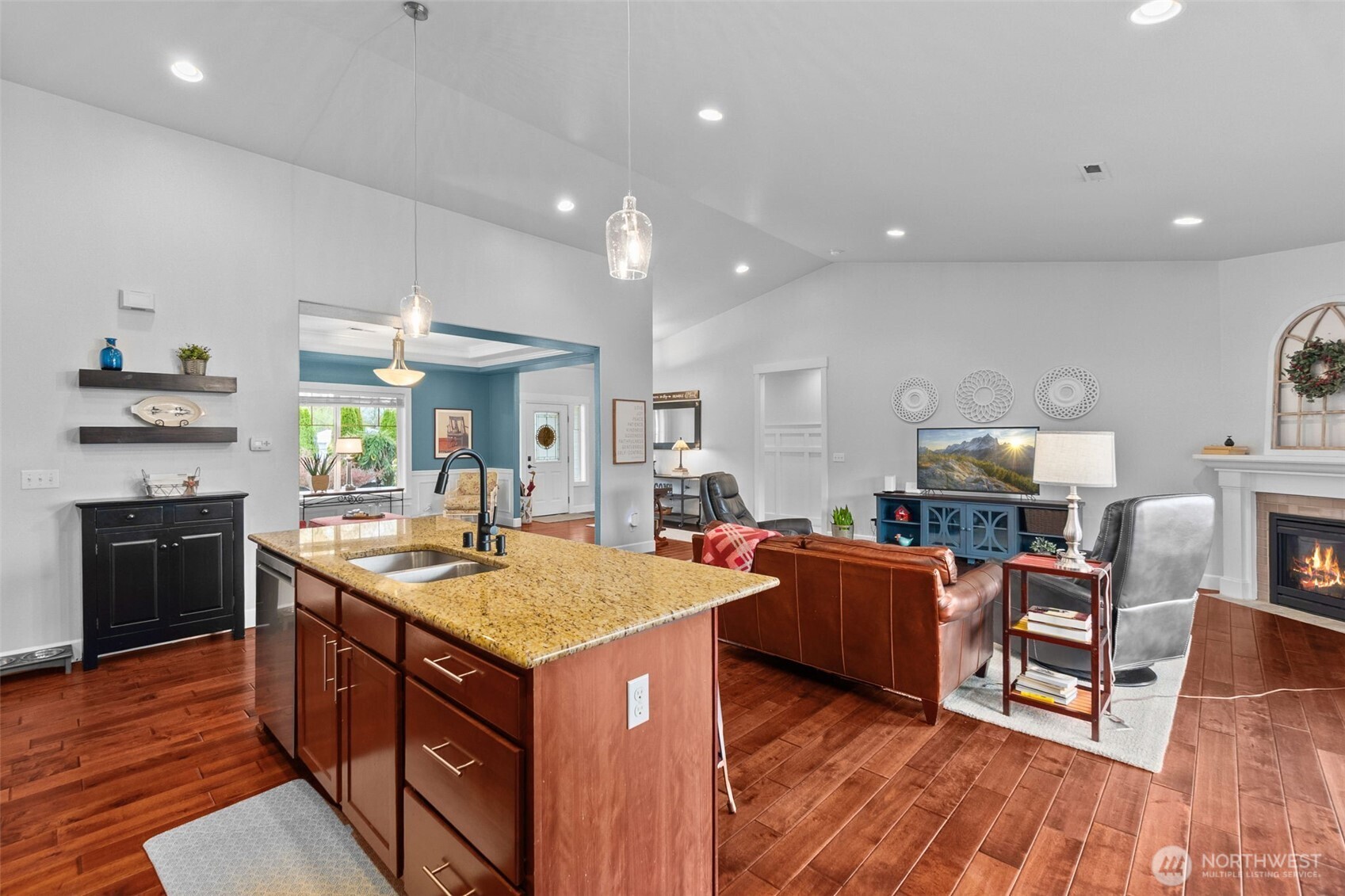 10411 32nd Street E, Edgewood, WA 98372