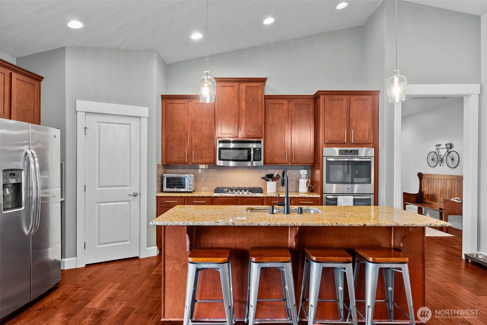 10411 32nd Street E, Edgewood, WA 98372