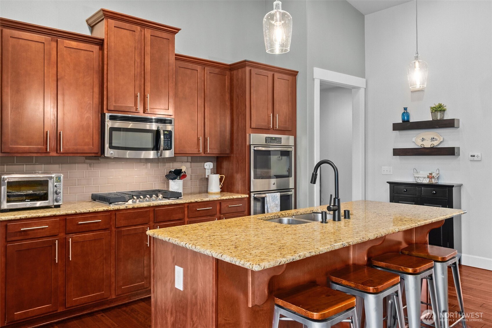 10411 32nd Street E, Edgewood, WA 98372