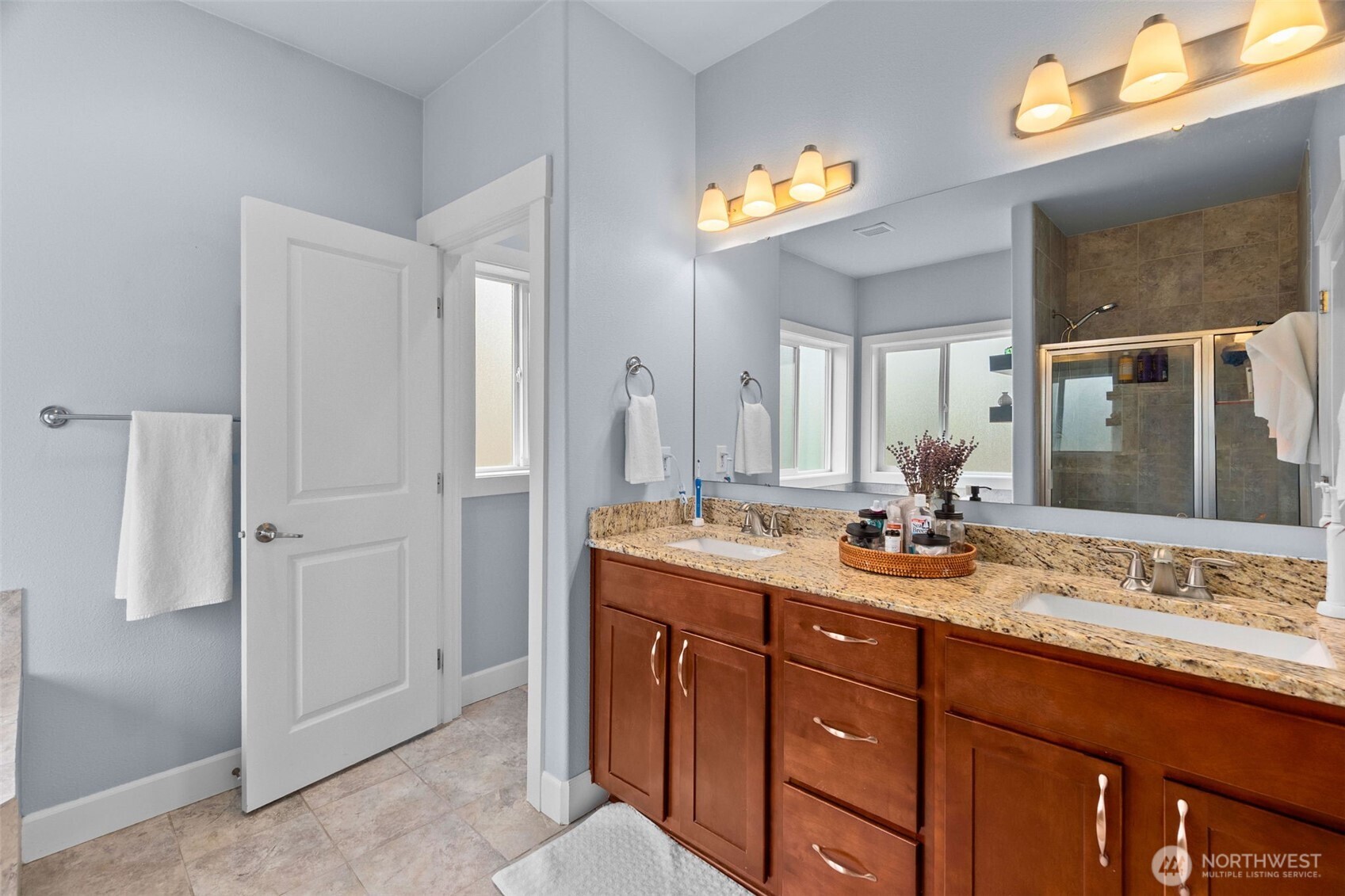 10411 32nd Street E, Edgewood, WA 98372