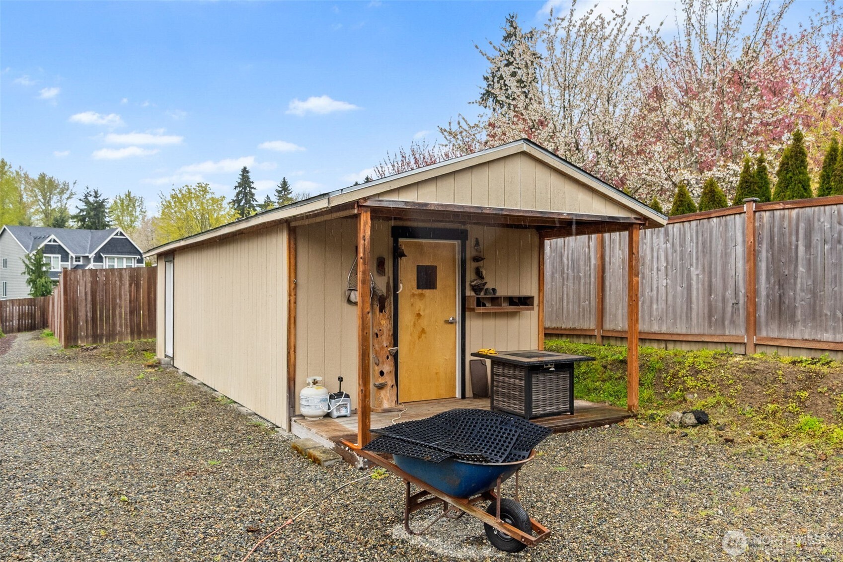 10411 32nd Street E, Edgewood, WA 98372
