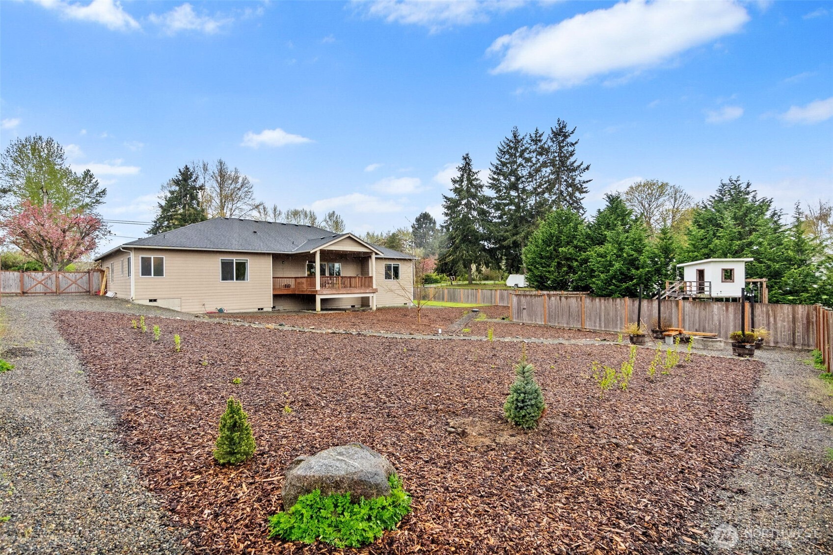 10411 32nd Street E, Edgewood, WA 98372