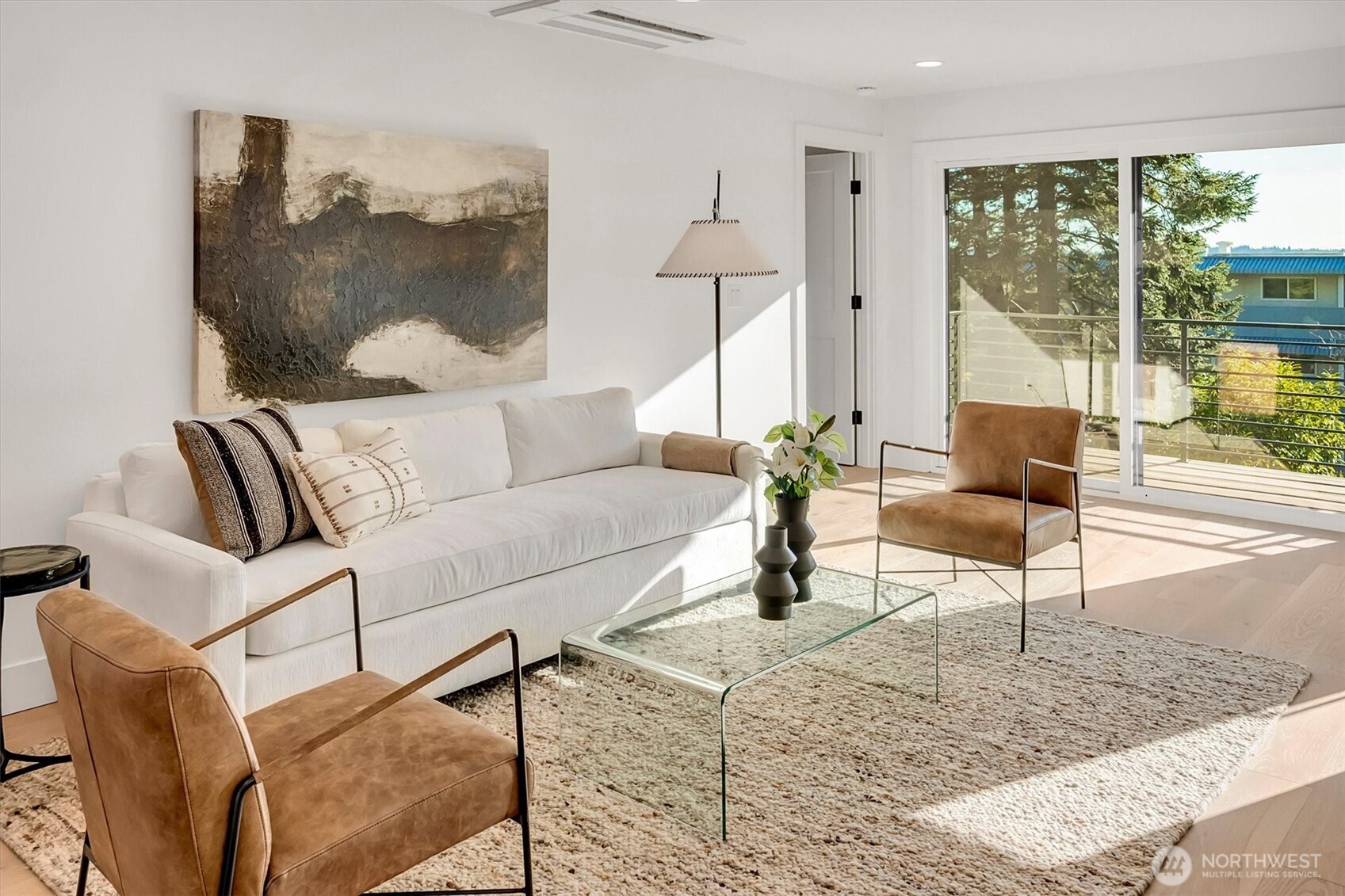 505 W Kinnear Place , Seattle, WA 98119-3617