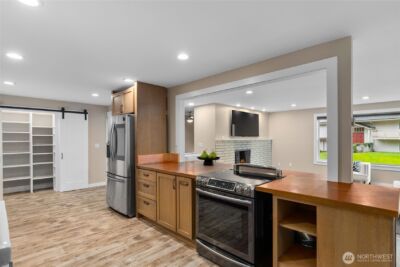 9009 Ridgeview Circle W, University Place, WA 98466 - Photo 12