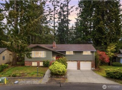 9009 Ridgeview Circle W, University Place, WA 98466