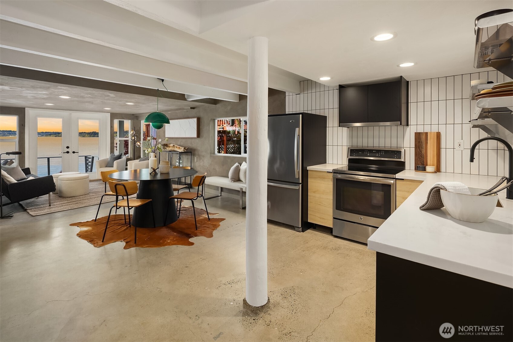306 SW 292nd Street , Federal Way, WA 98023