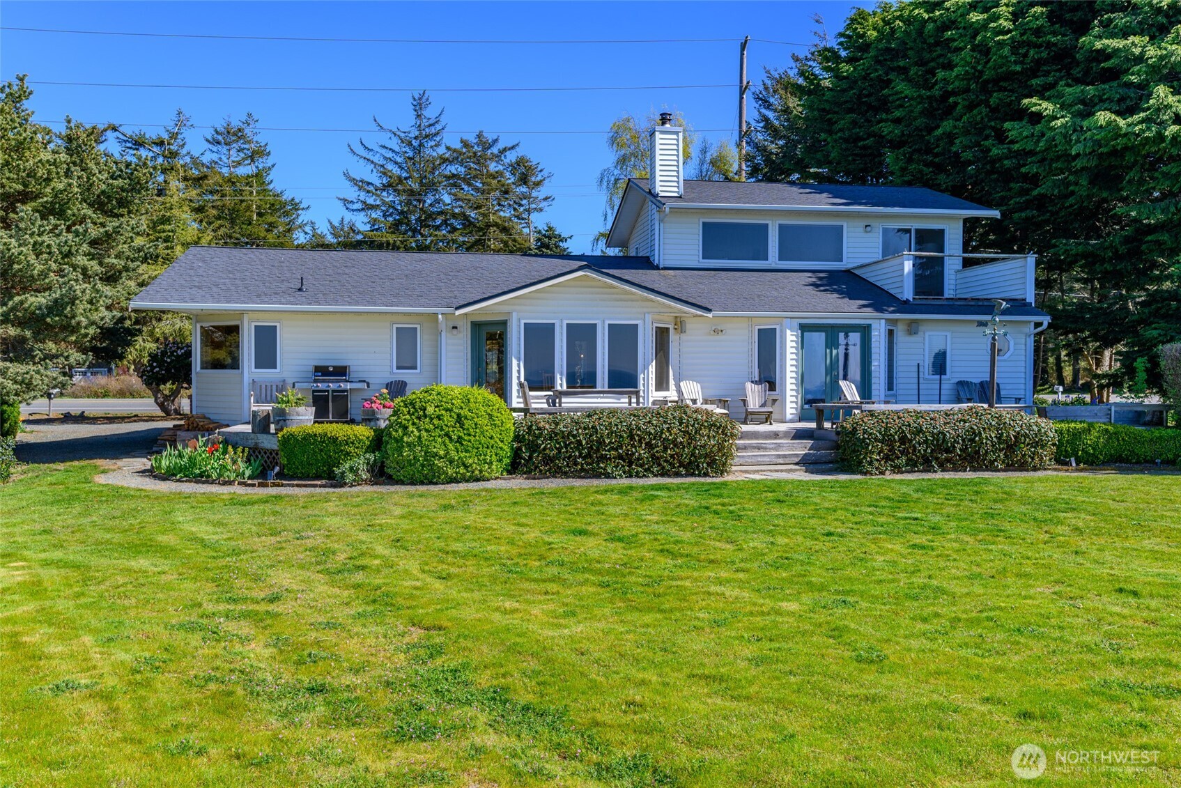 1889 West Beach Road , Oak Harbor, WA 98277