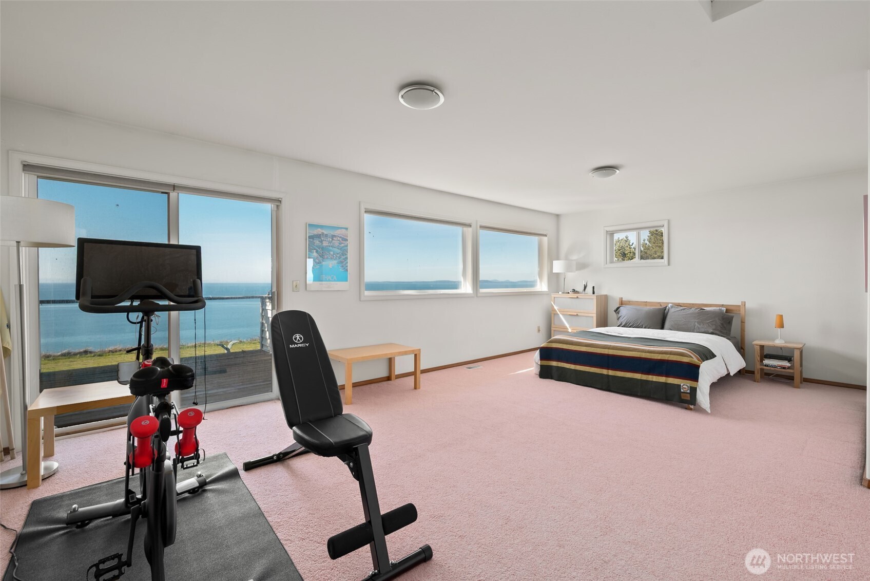 1889 West Beach Road , Oak Harbor, WA 98277