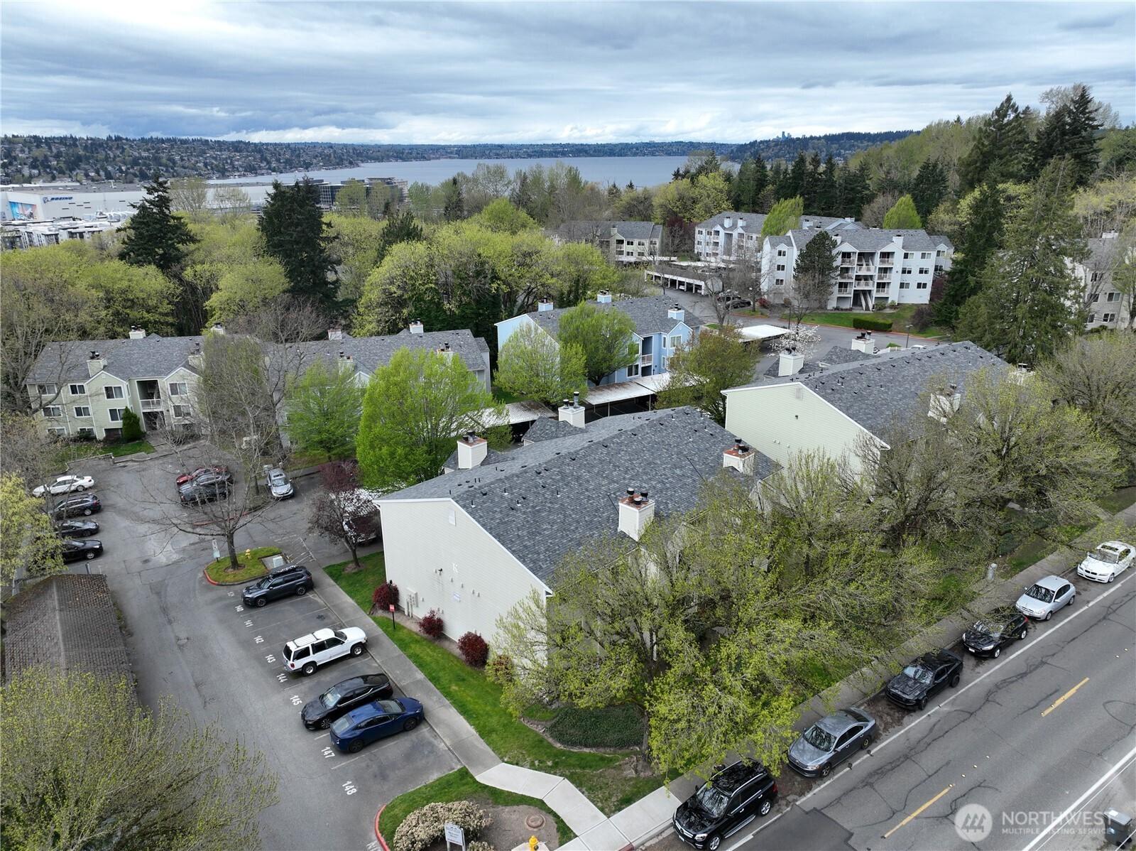 975 Aberdeen Avenue NE #L202, Renton, WA 98056-2892