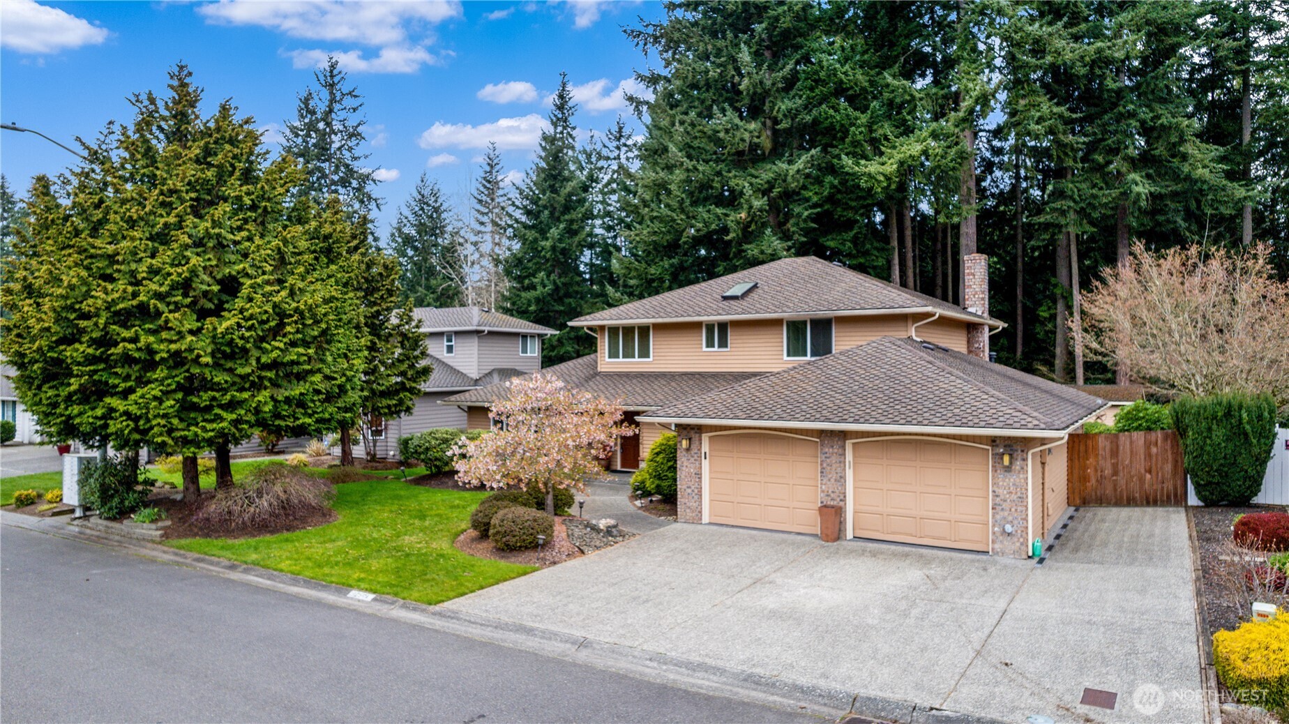 12504 40th Avenue SE, Everett, WA 98208