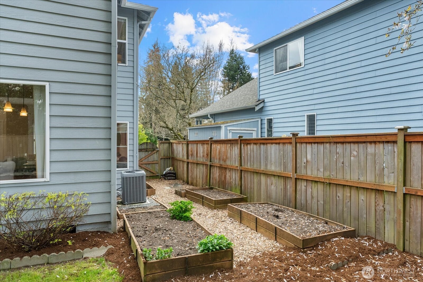 18609 173rd Way SE, Renton, WA 98058