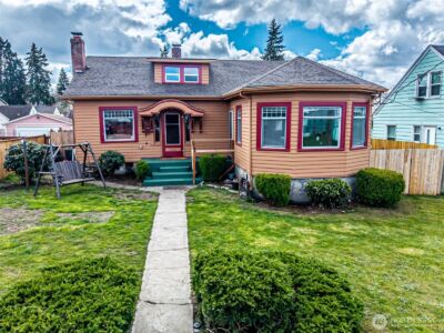 1432 S 56th Street , Tacoma, WA 98408