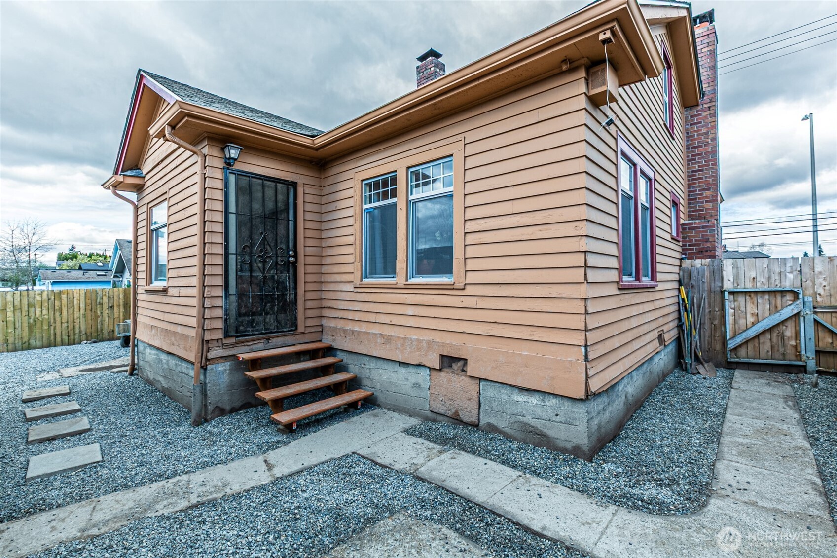 1432 S 56th Street , Tacoma, WA 98408
