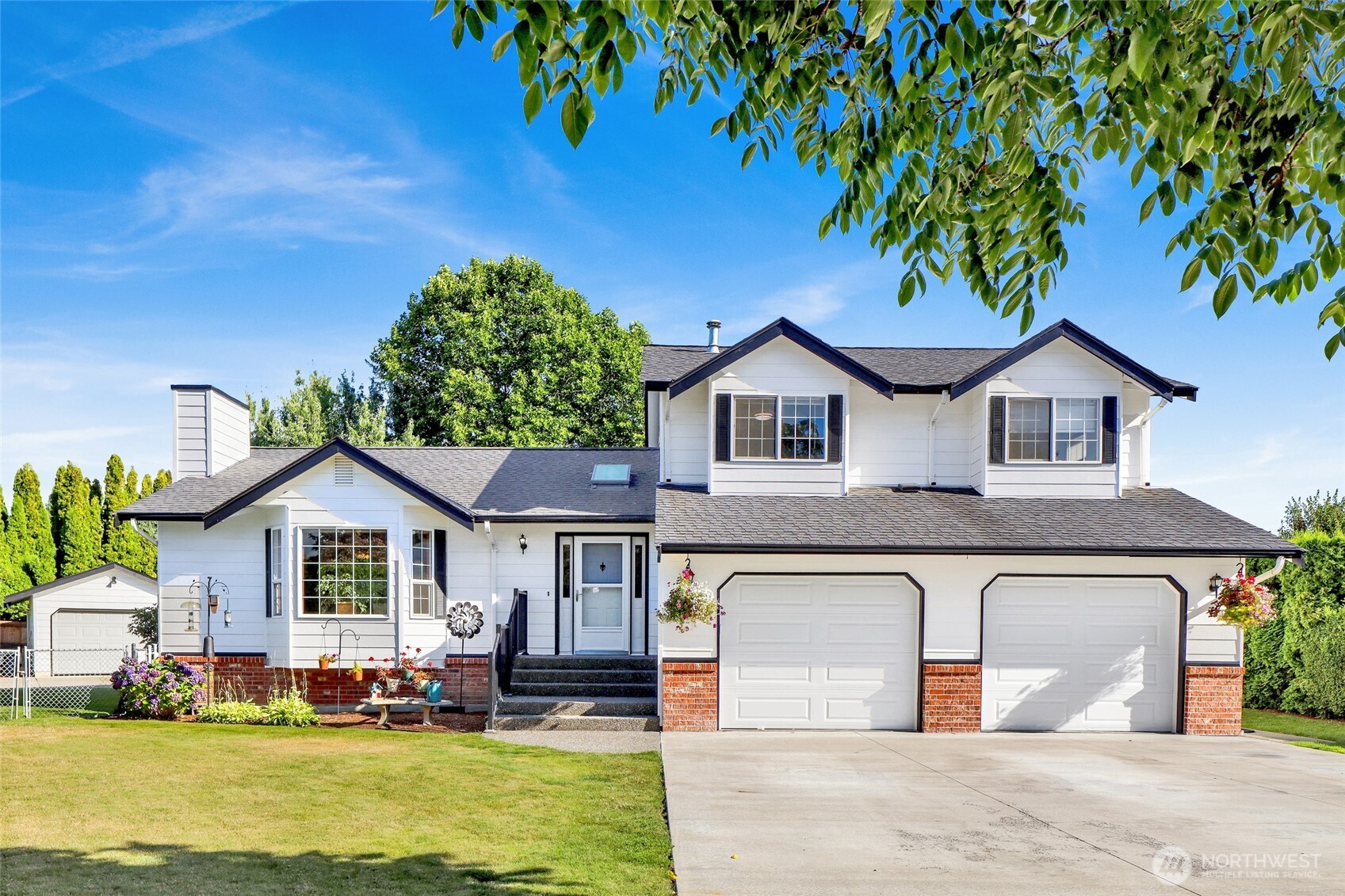 1048 Edgewater Lane , Lynden, WA 98264