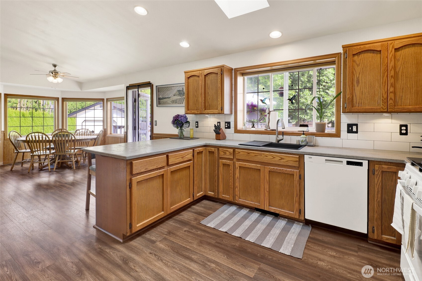 1048 Edgewater Lane , Lynden, WA 98264