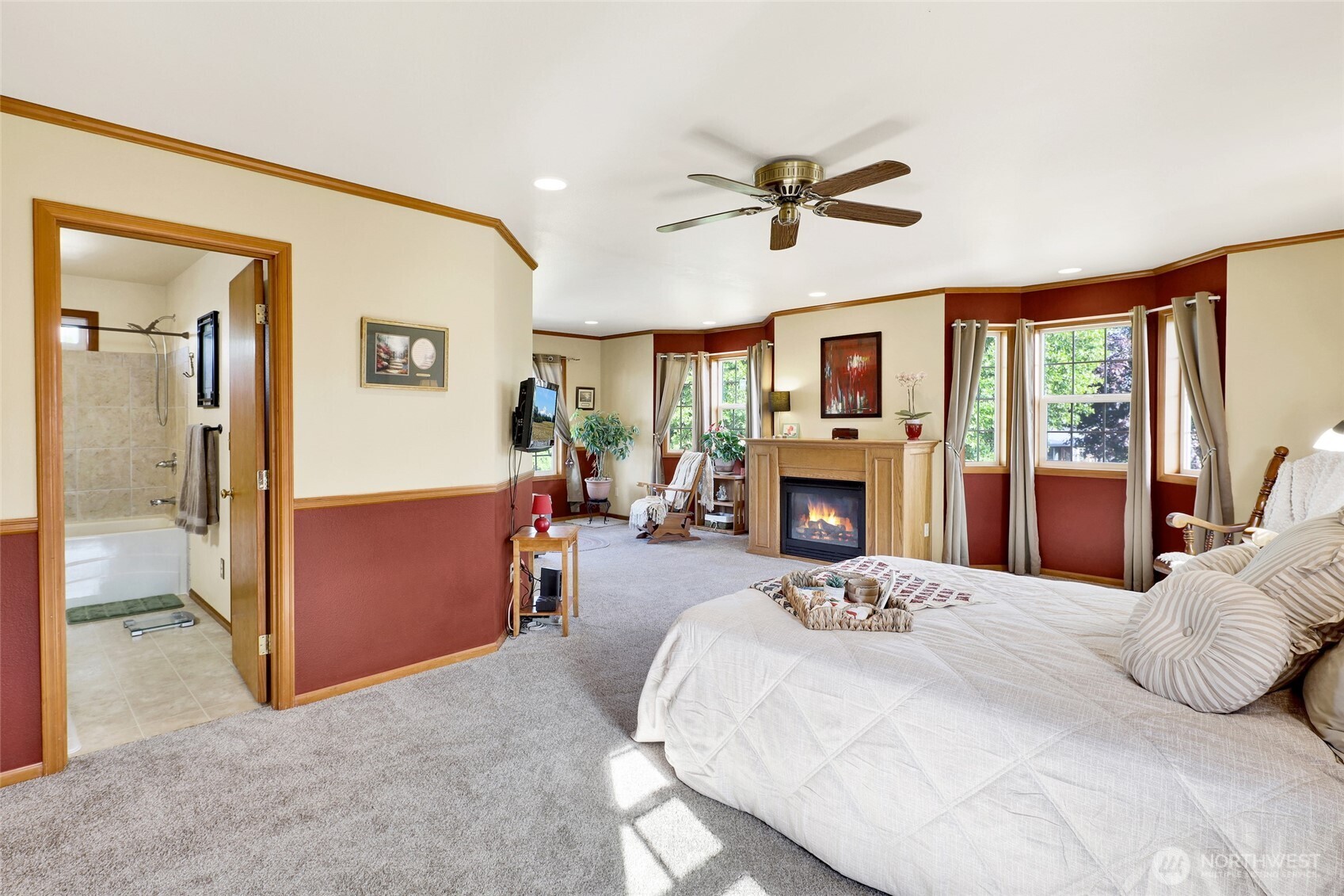 1048 Edgewater Lane , Lynden, WA 98264