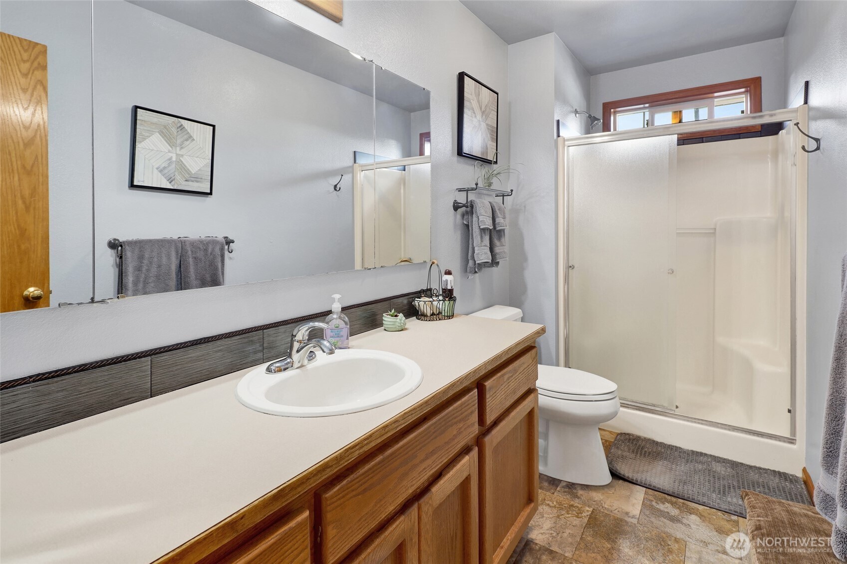 1048 Edgewater Lane , Lynden, WA 98264