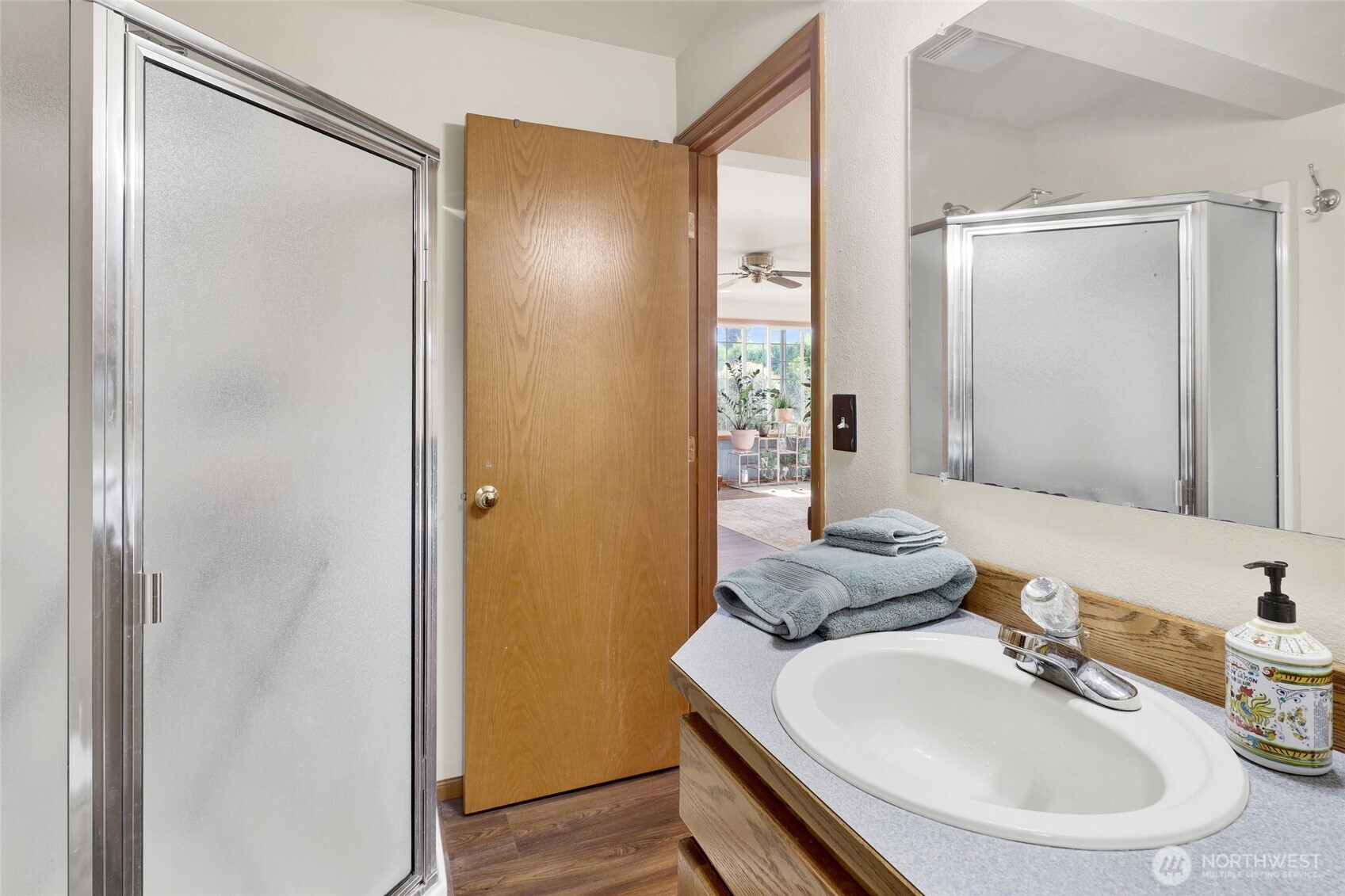 1048 Edgewater Lane , Lynden, WA 98264