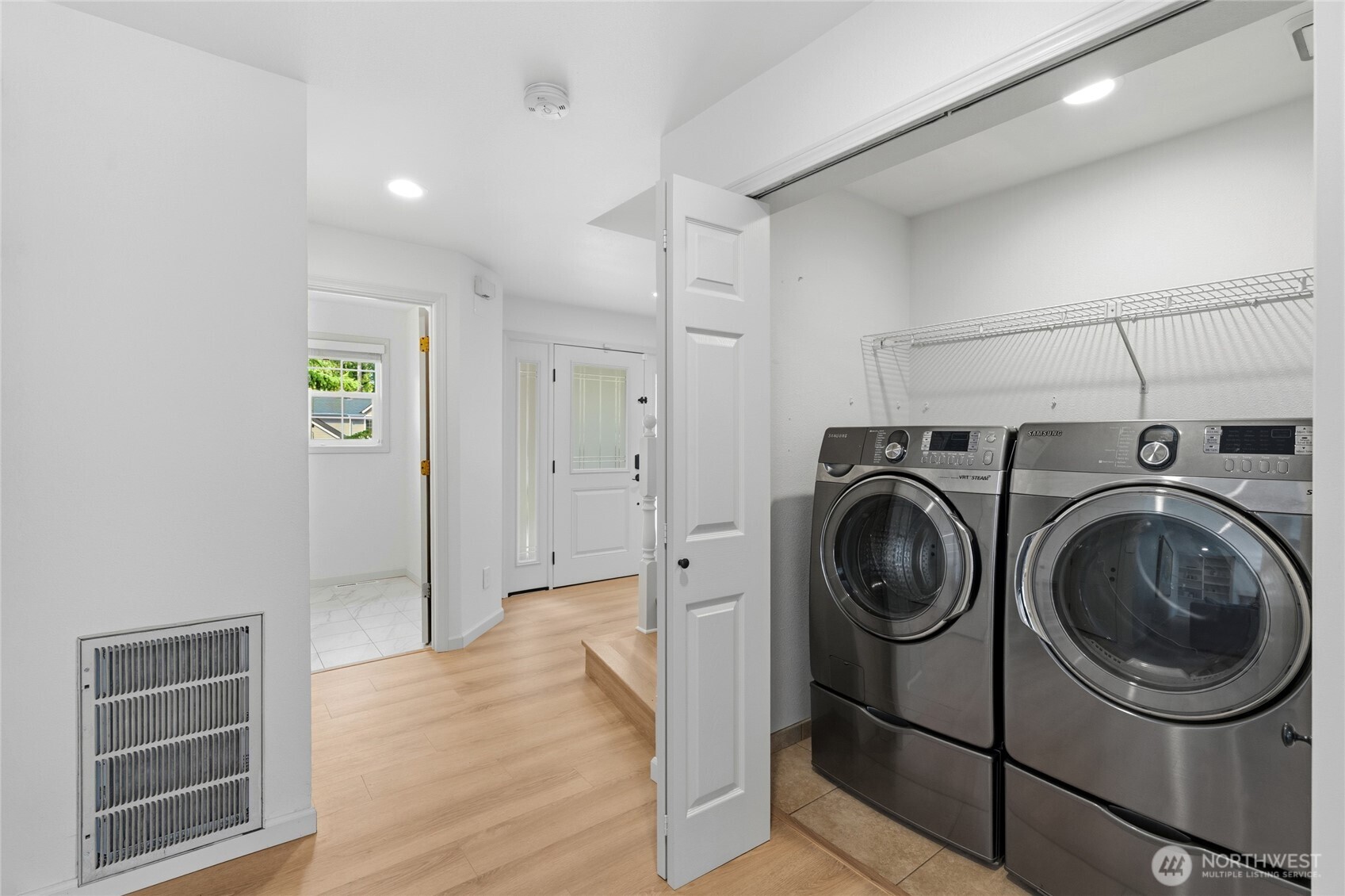 23947 SE 42nd Place , Sammamish, WA 98029