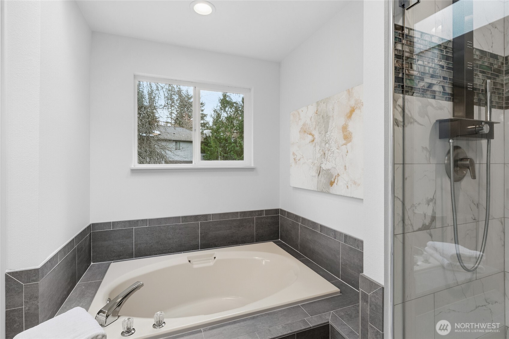 23947 SE 42nd Place , Sammamish, WA 98029