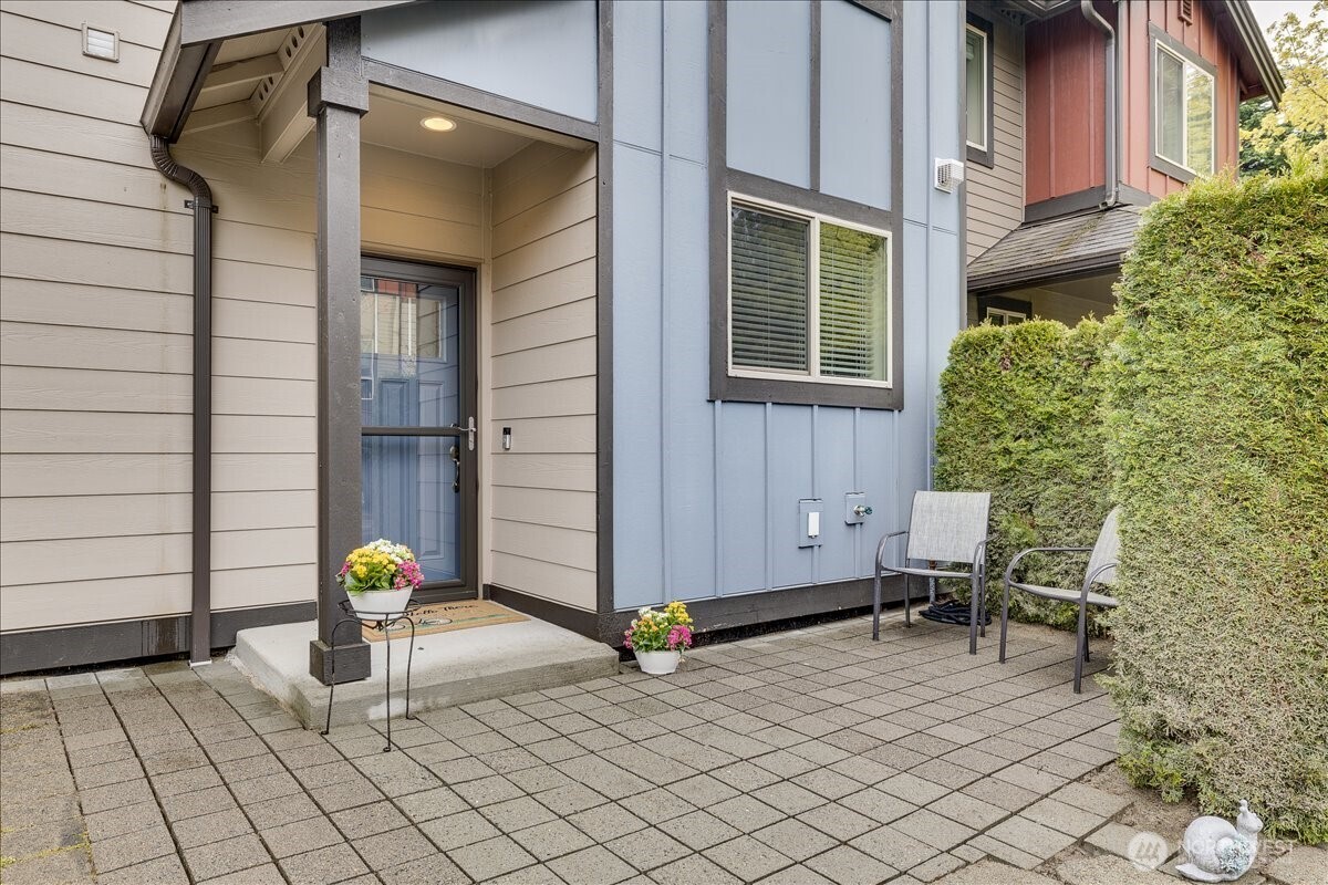 16526 2nd Avenue SE, Bothell, WA 98012