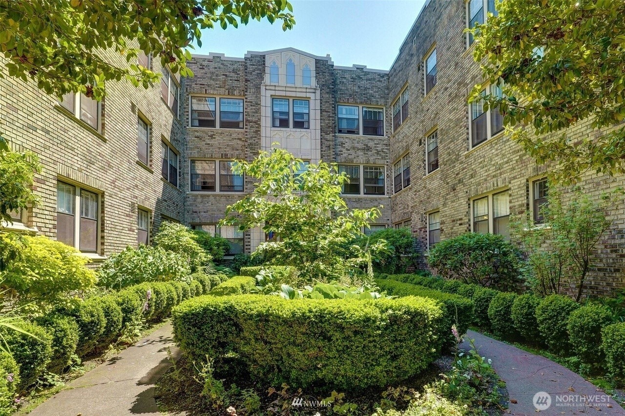 1605 E Olive Street #307, Seattle, WA 98122