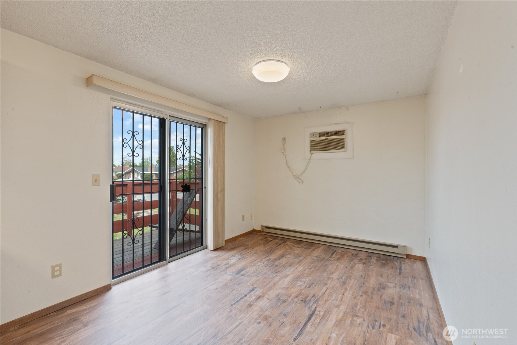 110 E Longfellow Avenue , Spokane, WA 99207