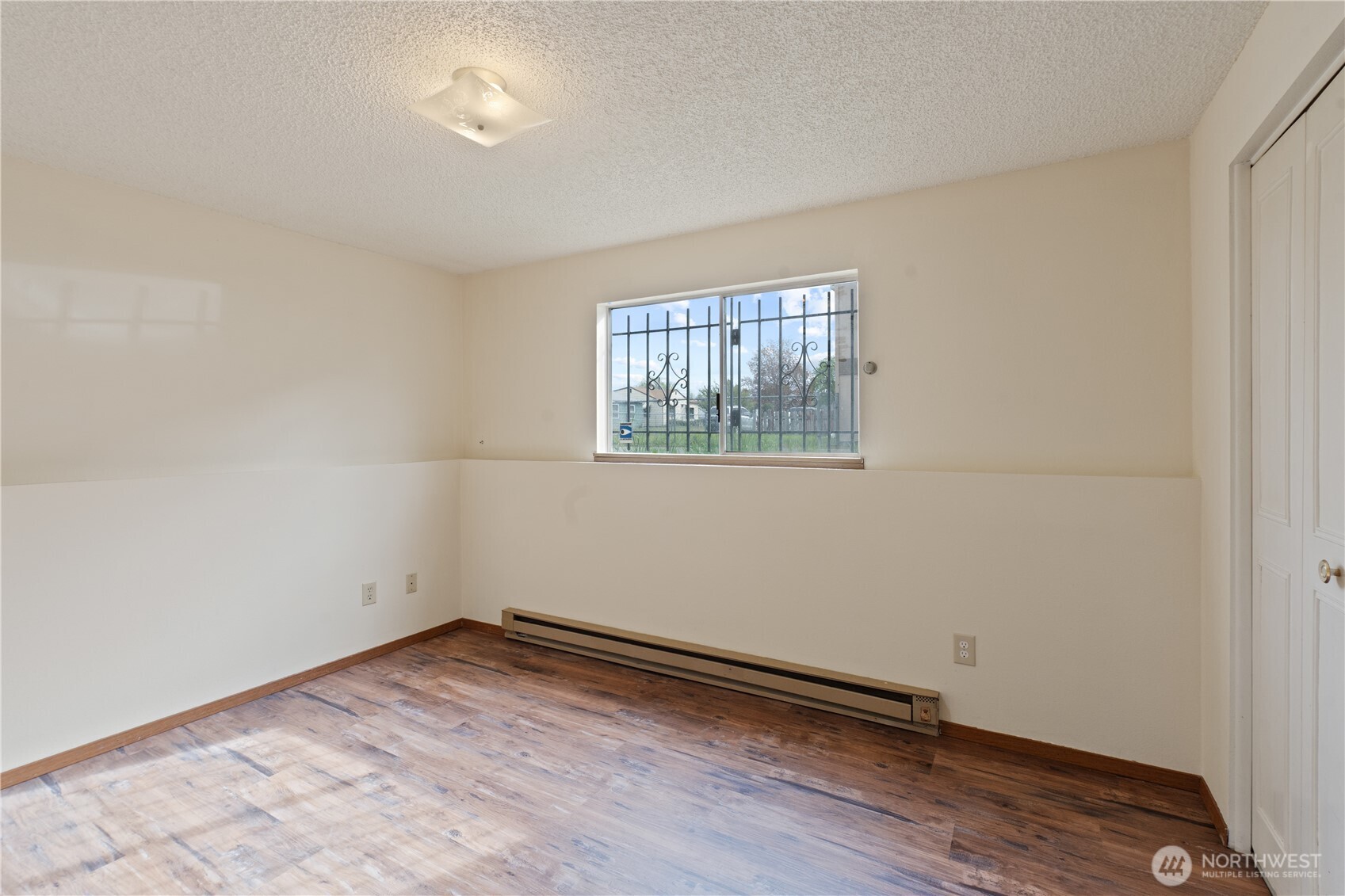 110 E Longfellow Avenue , Spokane, WA 99207