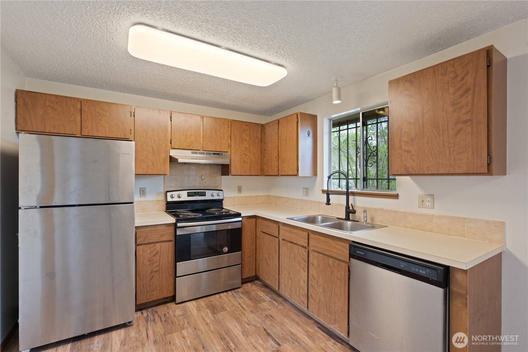 110 E Longfellow Avenue , Spokane, WA 99207