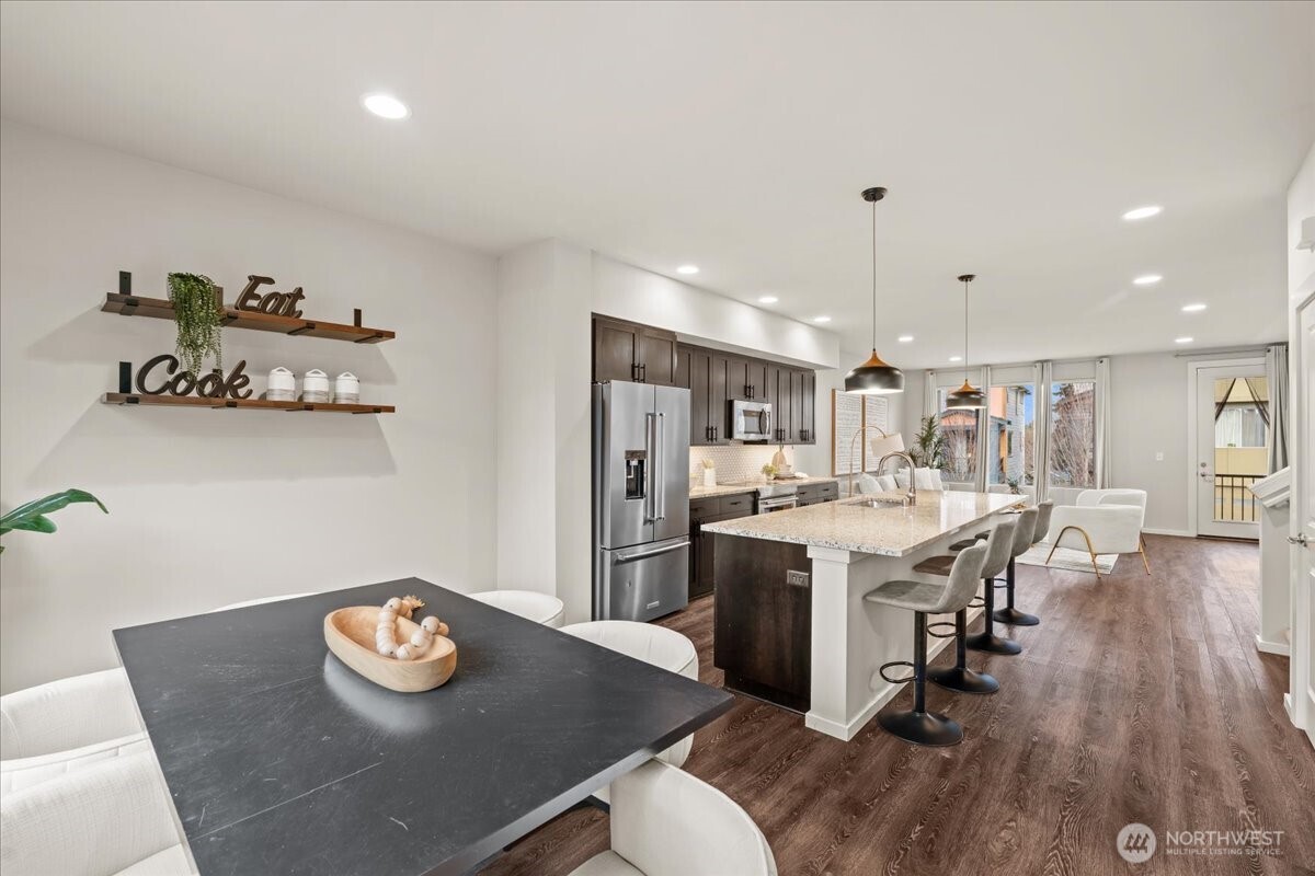 1067 SW 97th Street , Seattle, WA 98106