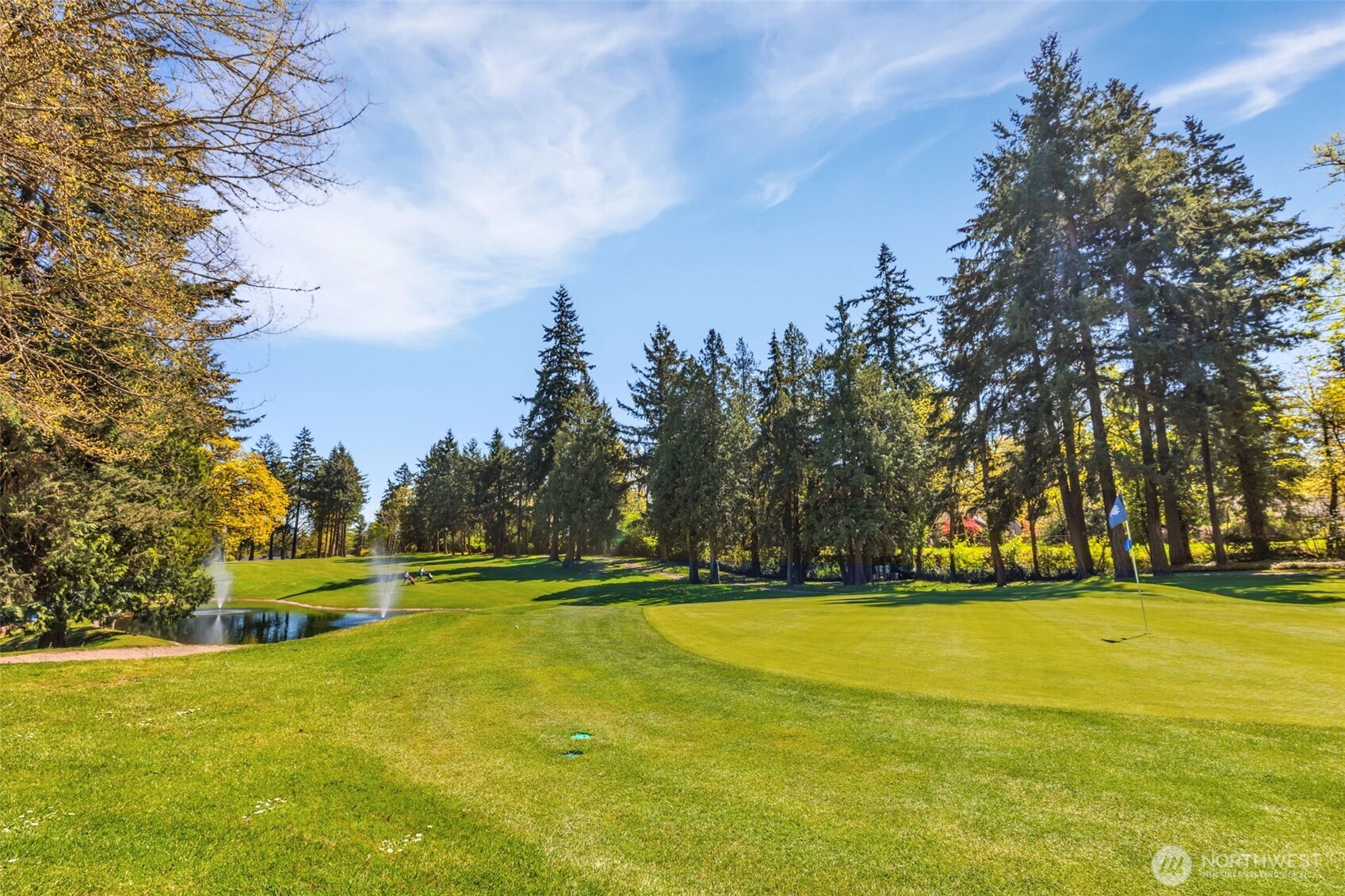 10911 D Glen Acres Drive S, Seattle, WA 98168-5514