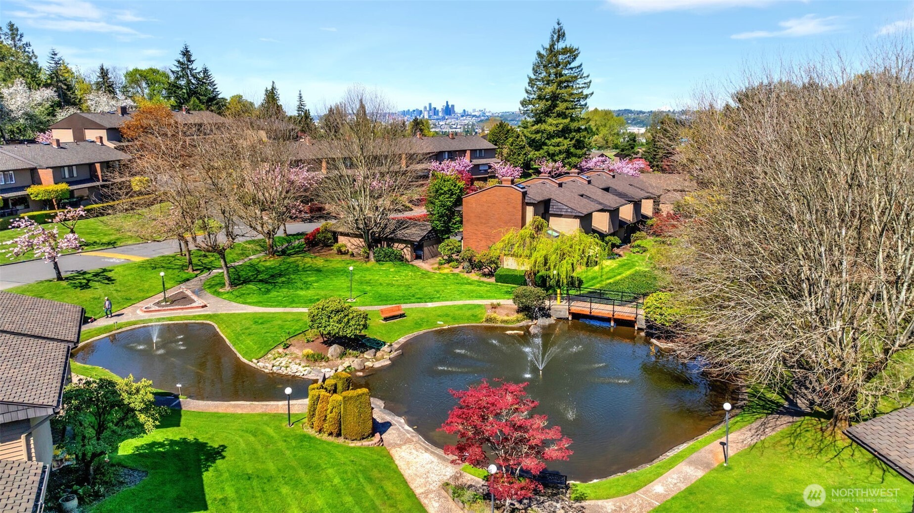 10911 D Glen Acres Drive S, Seattle, WA 98168-5514