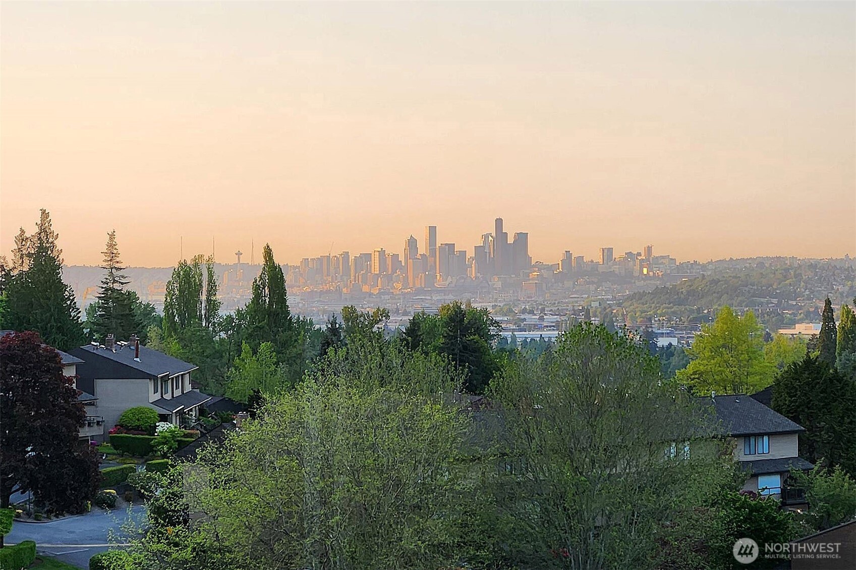 10911 D Glen Acres Drive S, Seattle, WA 98168-5514