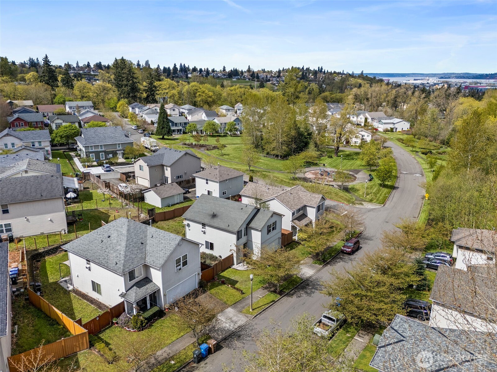 3906 E R Street , Tacoma, WA 98404