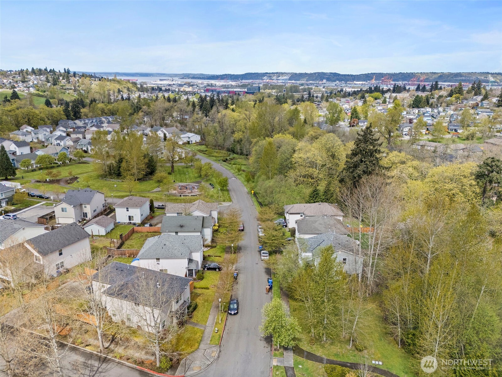 3906 E R Street , Tacoma, WA 98404