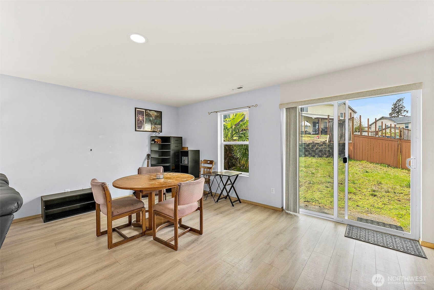 3906 E R Street , Tacoma, WA 98404