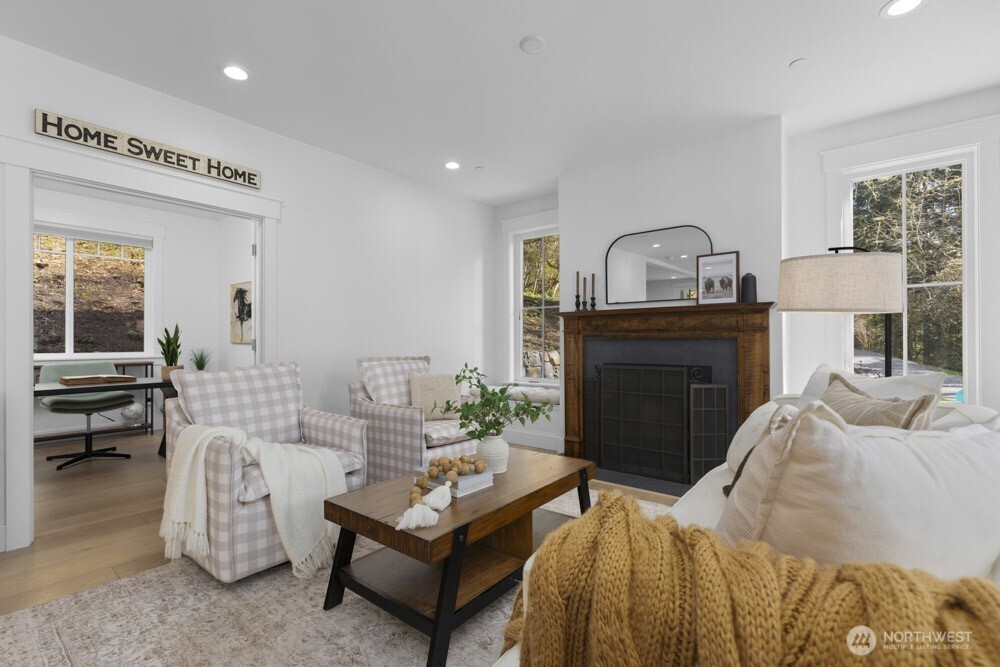 13310 Fettig Road E, Buckley, WA 98321-9644