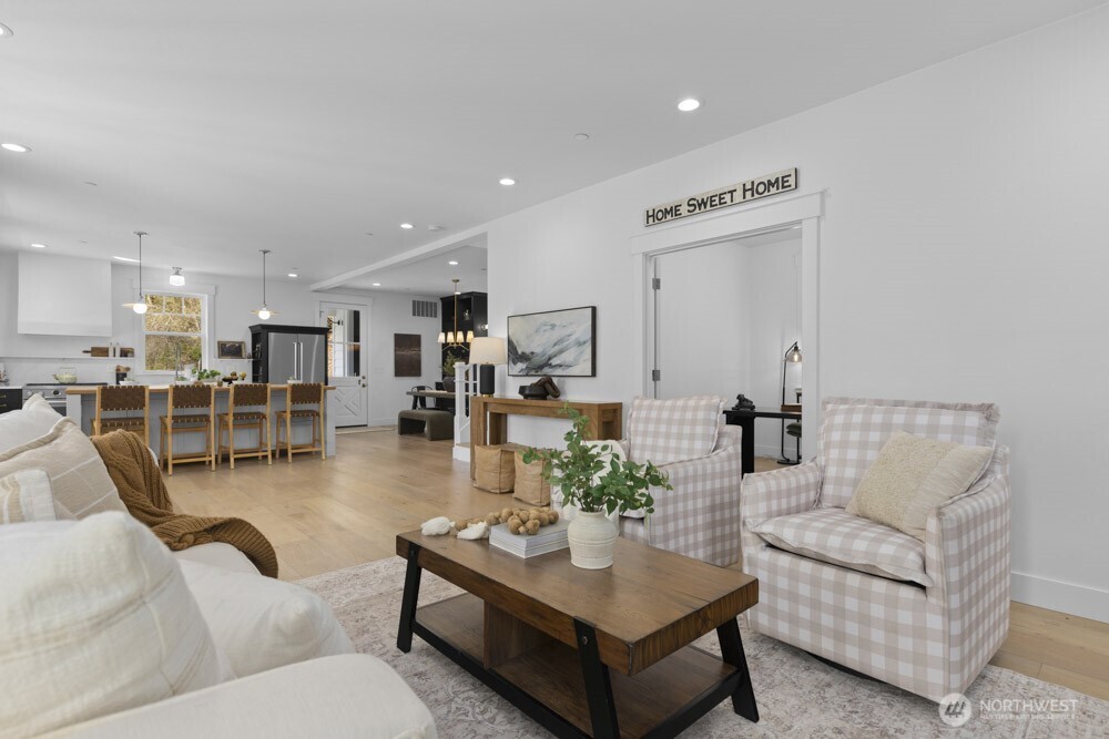 13310 Fettig Road E, Buckley, WA 98321-9644